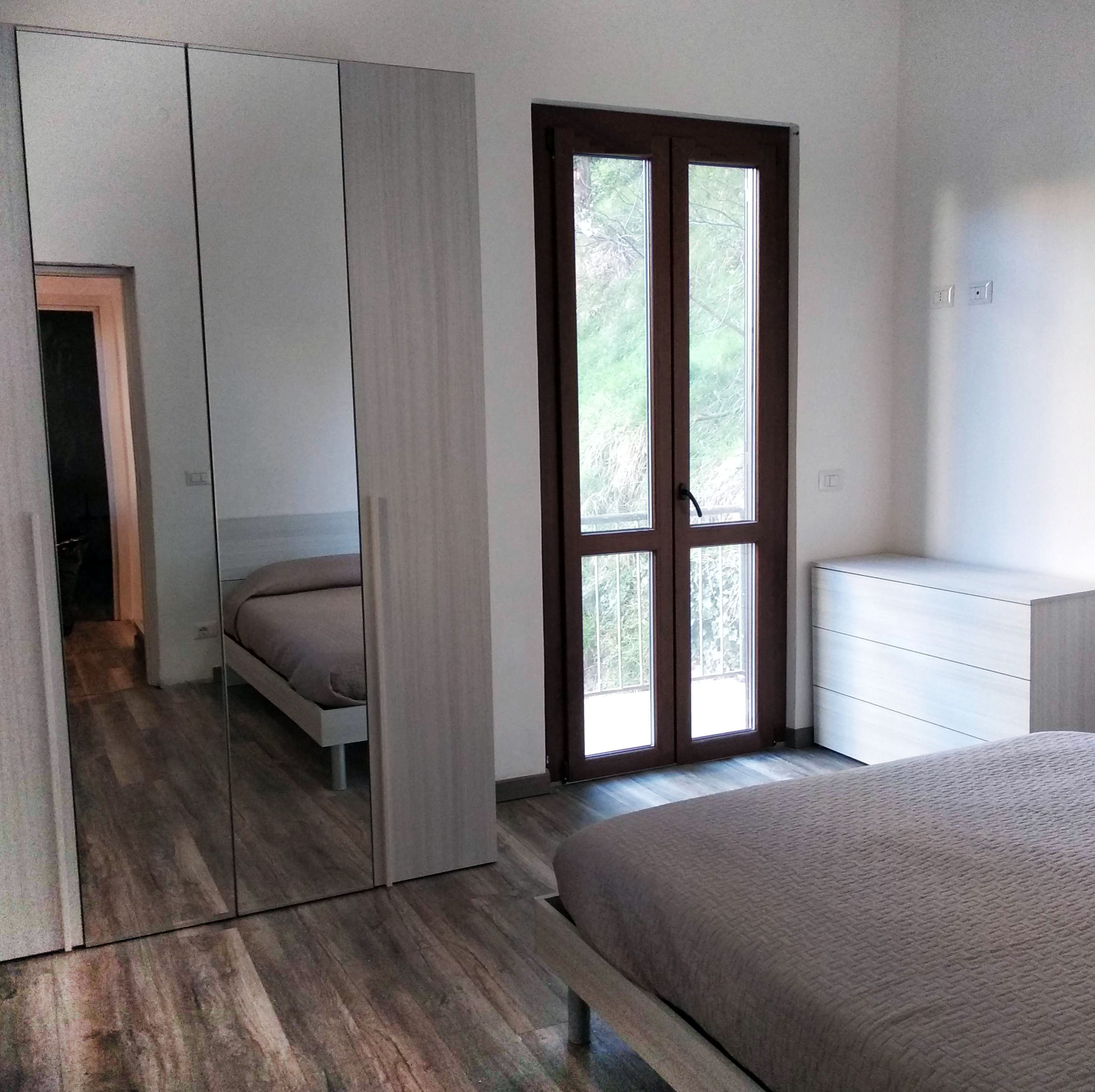 VILLA INDIPENDENTE A 450 MT DALLA SPIAGGIA – COMPLETAMENTE RISTRUTTURATA