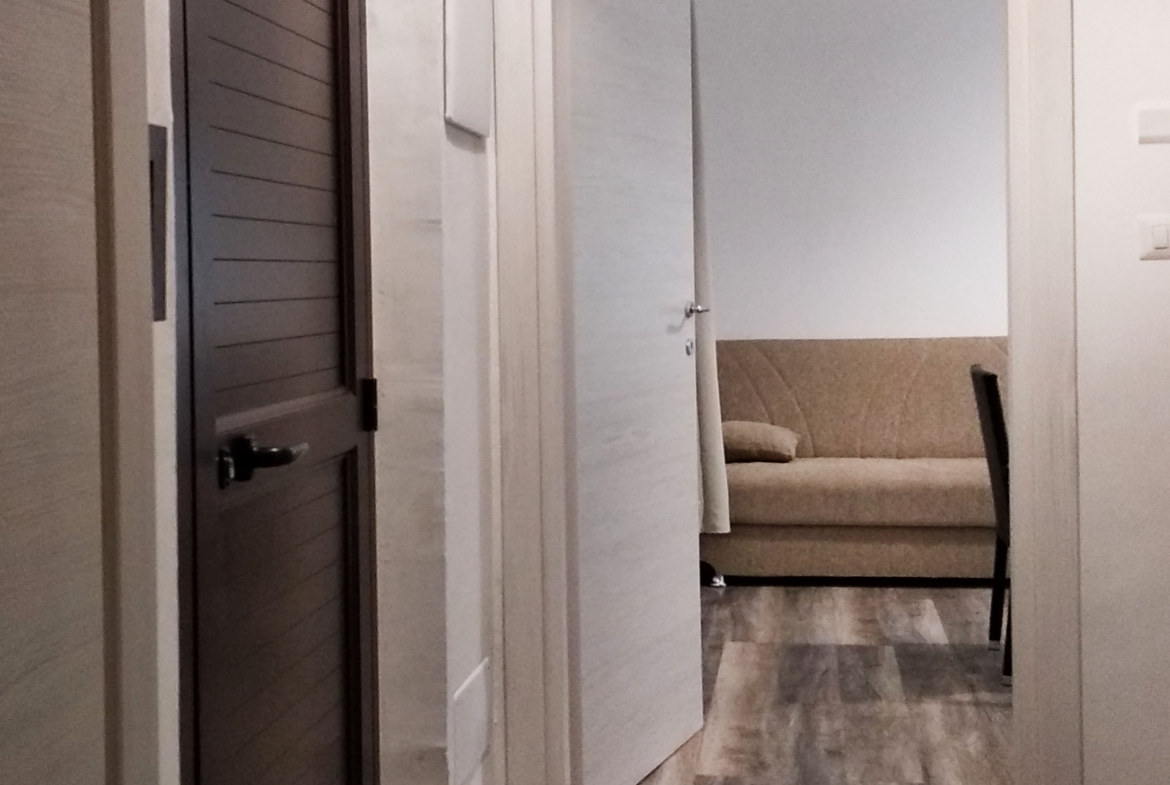 VILLA INDIPENDENTE A 450 MT DALLA SPIAGGIA – COMPLETAMENTE RISTRUTTURATA