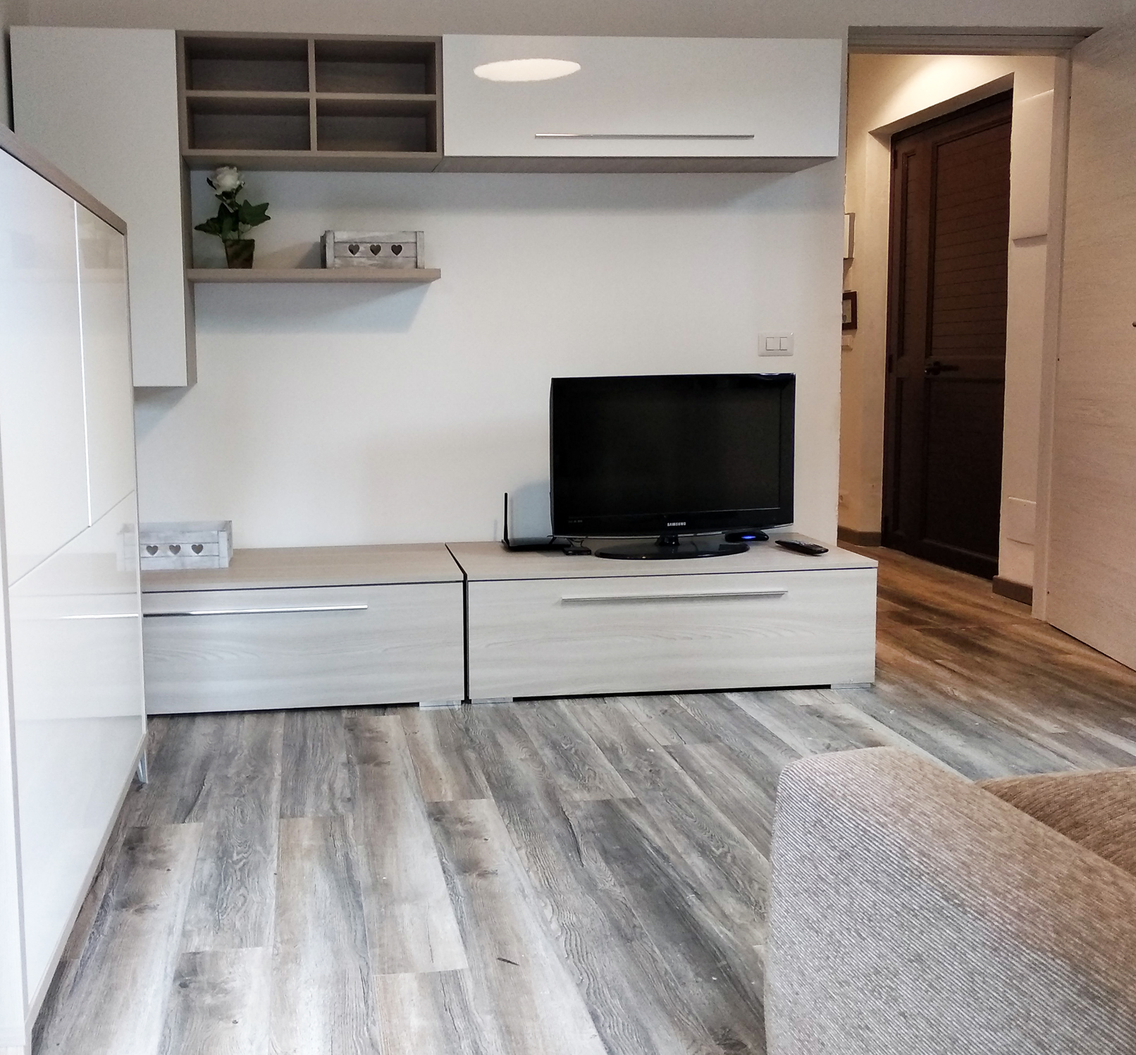 VILLA INDIPENDENTE A 450 MT DALLA SPIAGGIA – COMPLETAMENTE RISTRUTTURATA